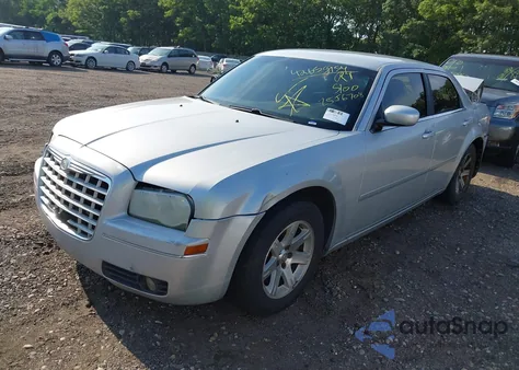2006 Chrysler 300 Touring из США, поврежденный, VIN 2C3KA53G26H358060